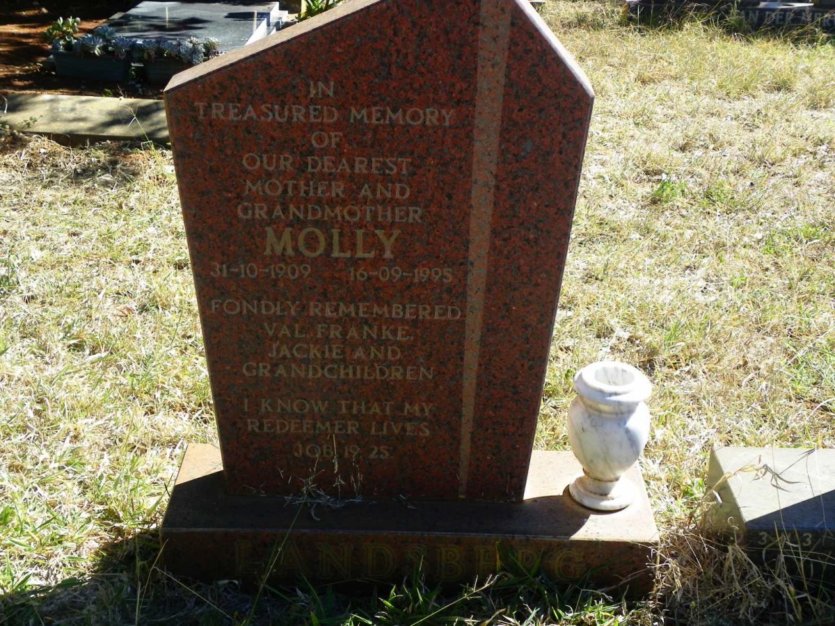 LANDSBERG Molly 1909-1995