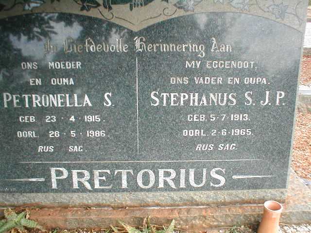 PRETORIUS Stephanus S.J.P. 1913-1965 &amp; Petronella S. 1915-1986