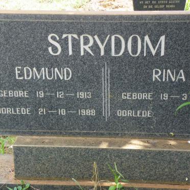 STRYDOM Edmund 1913-1988 &amp; Rina 1931-