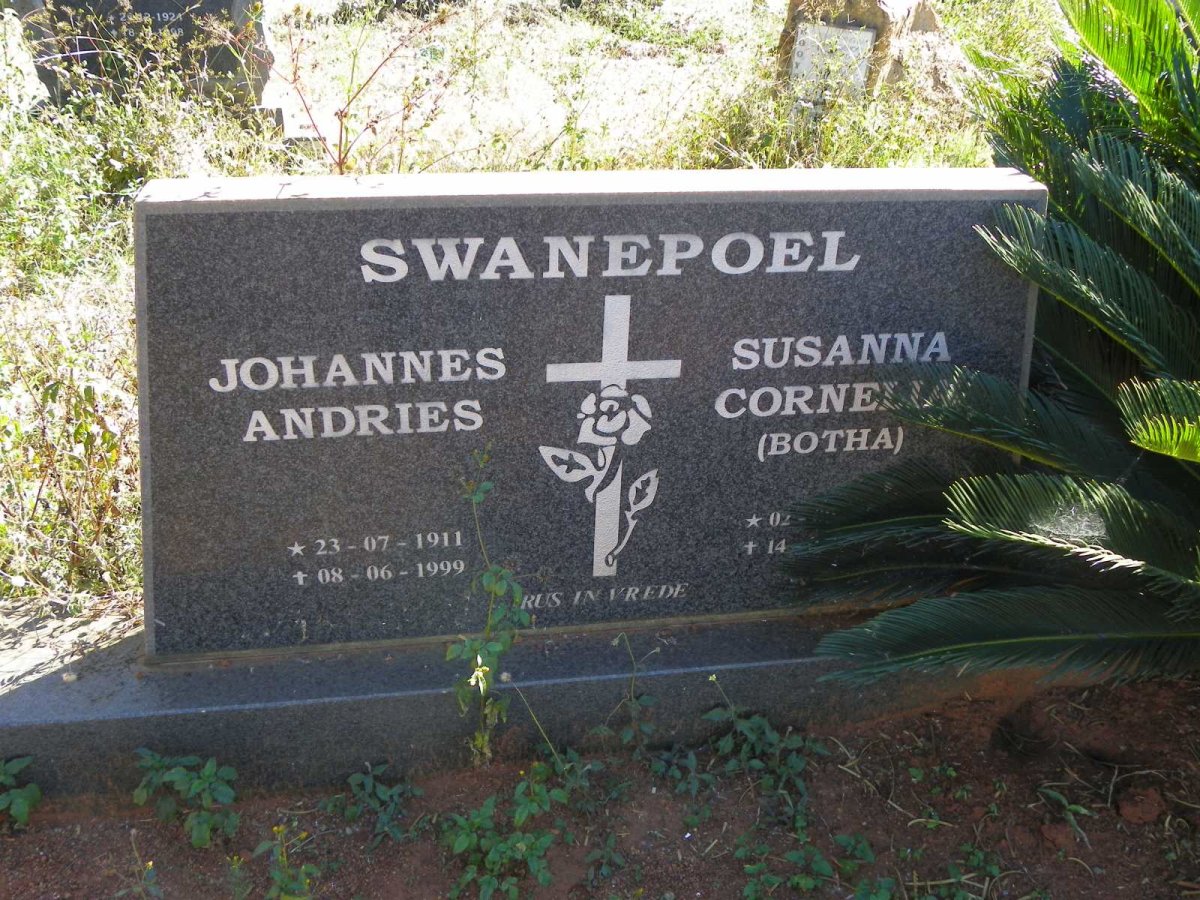 SWANEPOEL Johannes Andries 1911-1999 & Susanna Cornelia BOTHA 1907-2001 _1