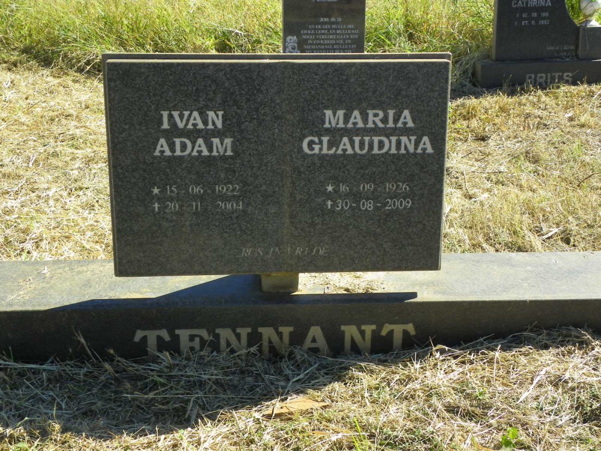 TENNANT Ivan Adam 1922-2004 &amp; Maria Glaudina 1926-2009