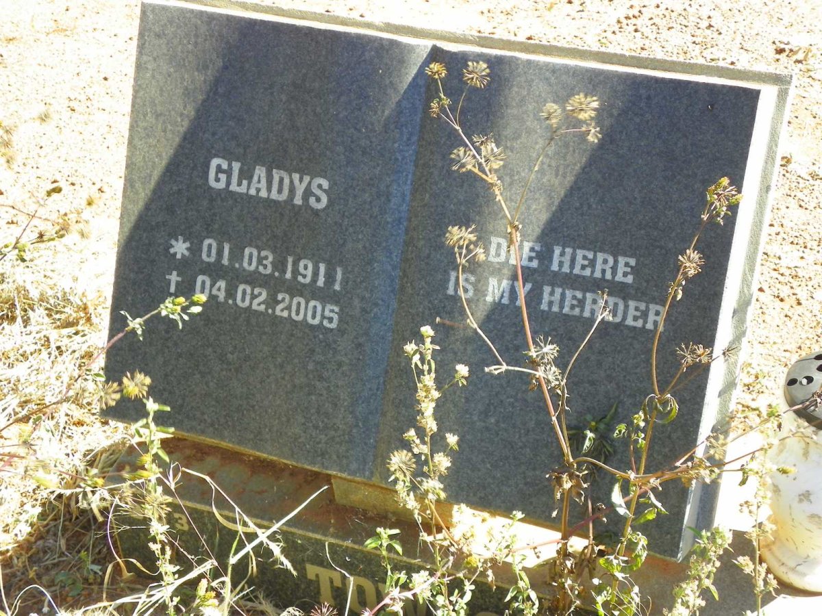TOWNSEND Gladys 1911-2005
