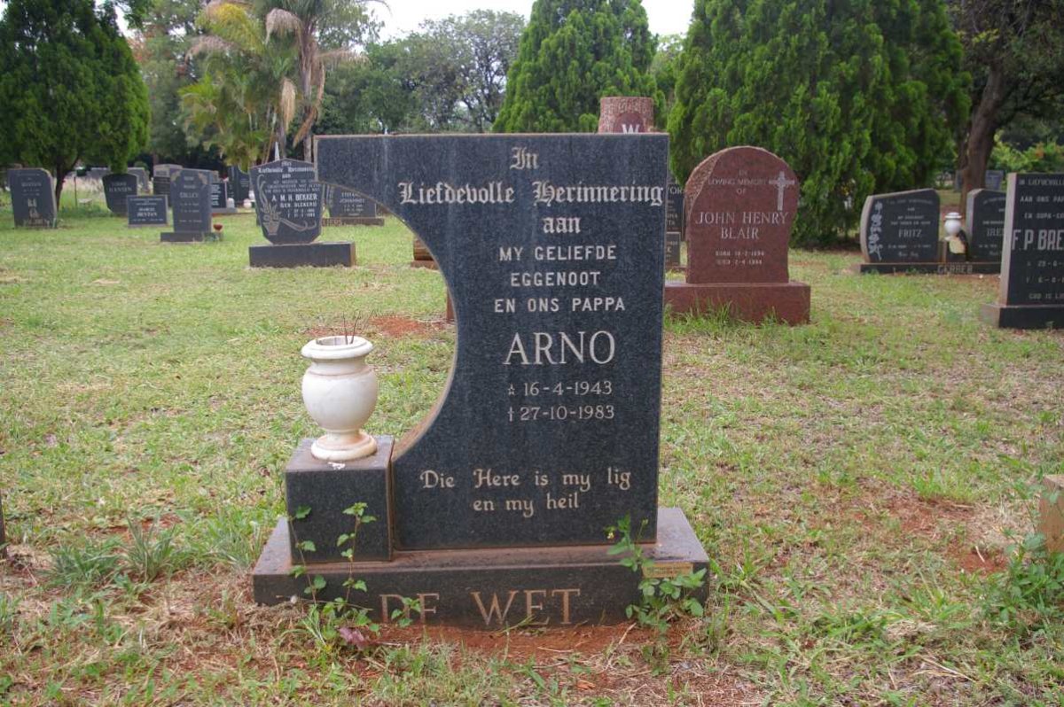 WET Arno, de 1943-1983