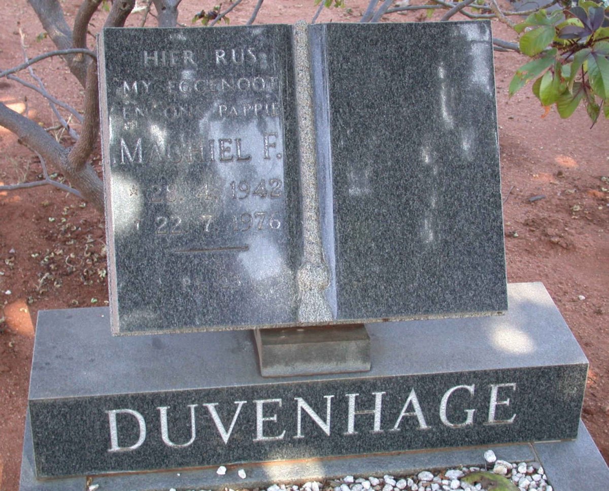 DUVENHAGE Machiel F. 1942-1976