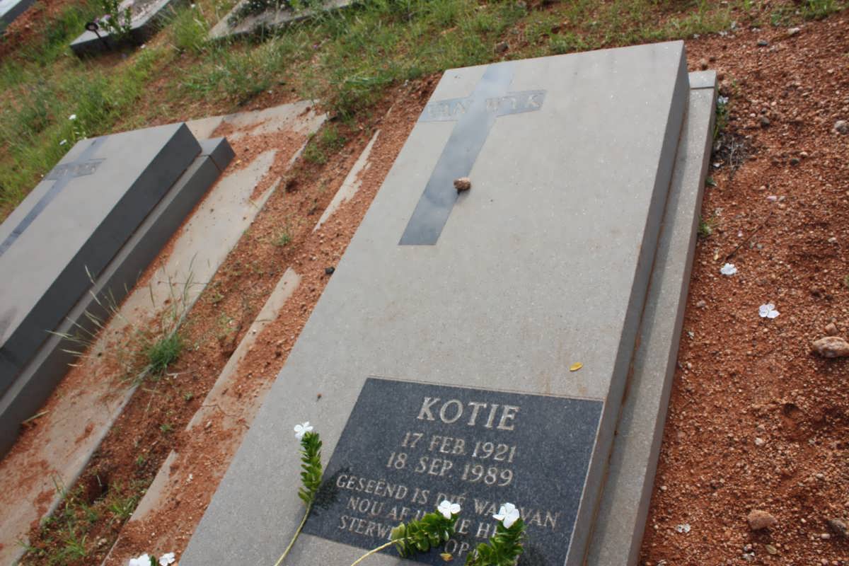 WYK Kotie, van 1921-1989