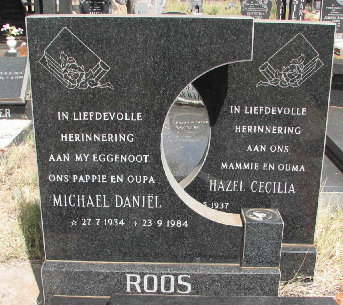 ROOS Michael Daniël 1934-1984 &amp; Hazel Cecilia 1937-