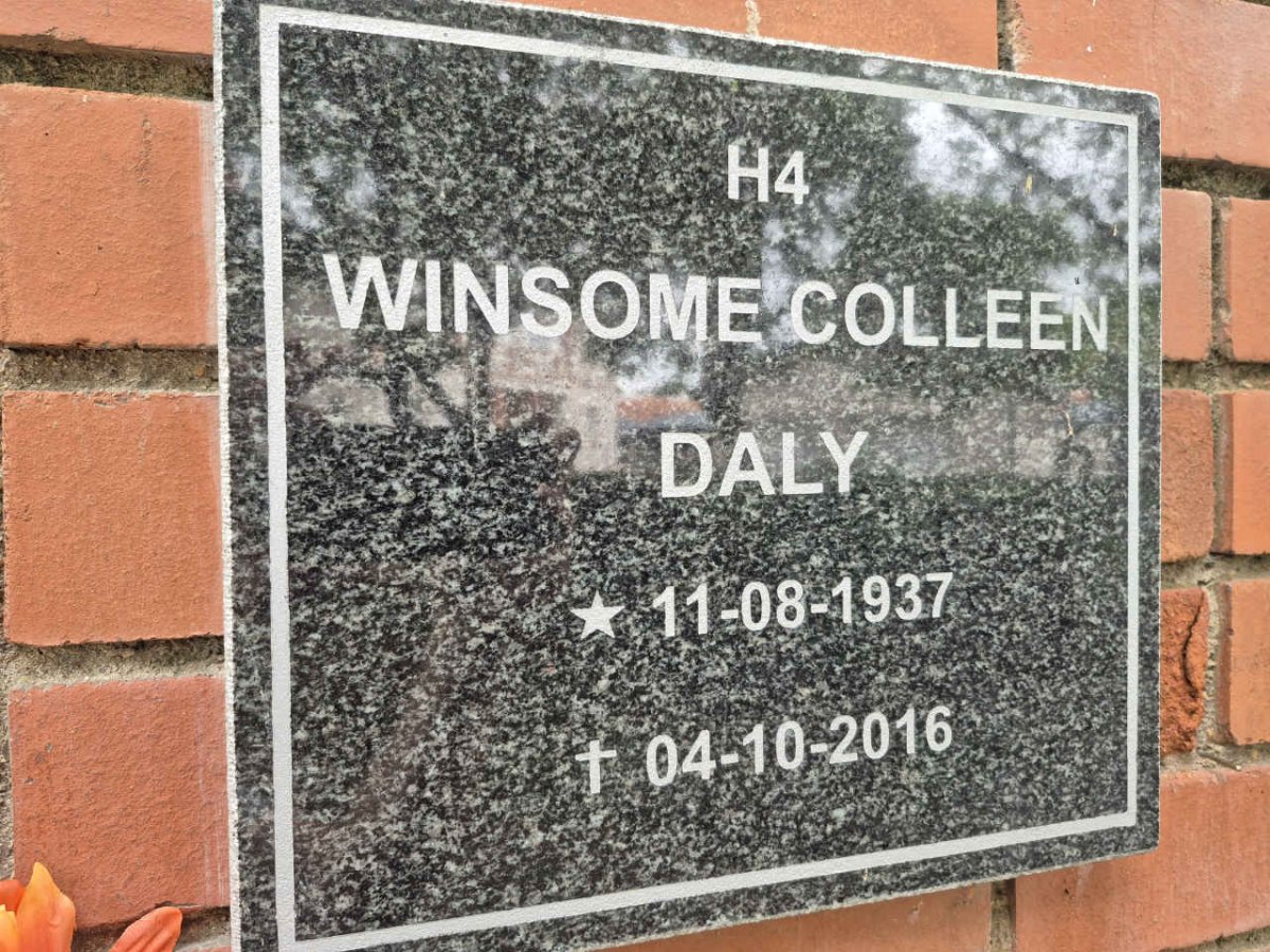 DALY Winsome Colleen 1937-2016