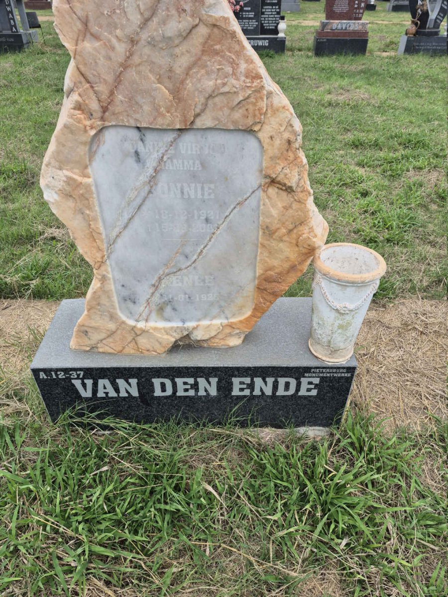 ENDE Bonnie, van den 1921-200? :: VAN DEN ENDE Renee 1925- _1