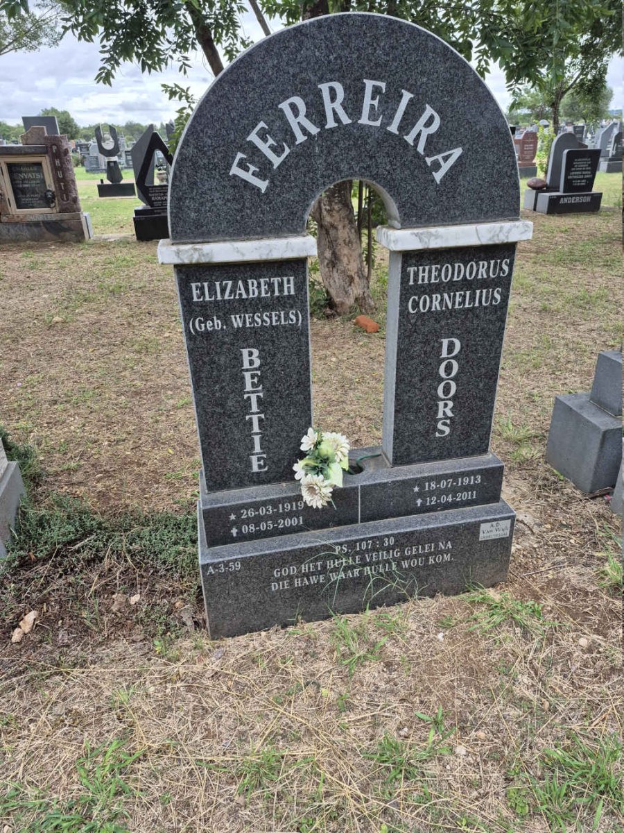 FERREIRA Theodorus Cornelius 1913-2011 & Elizabeth WESSELS 1919-2001 