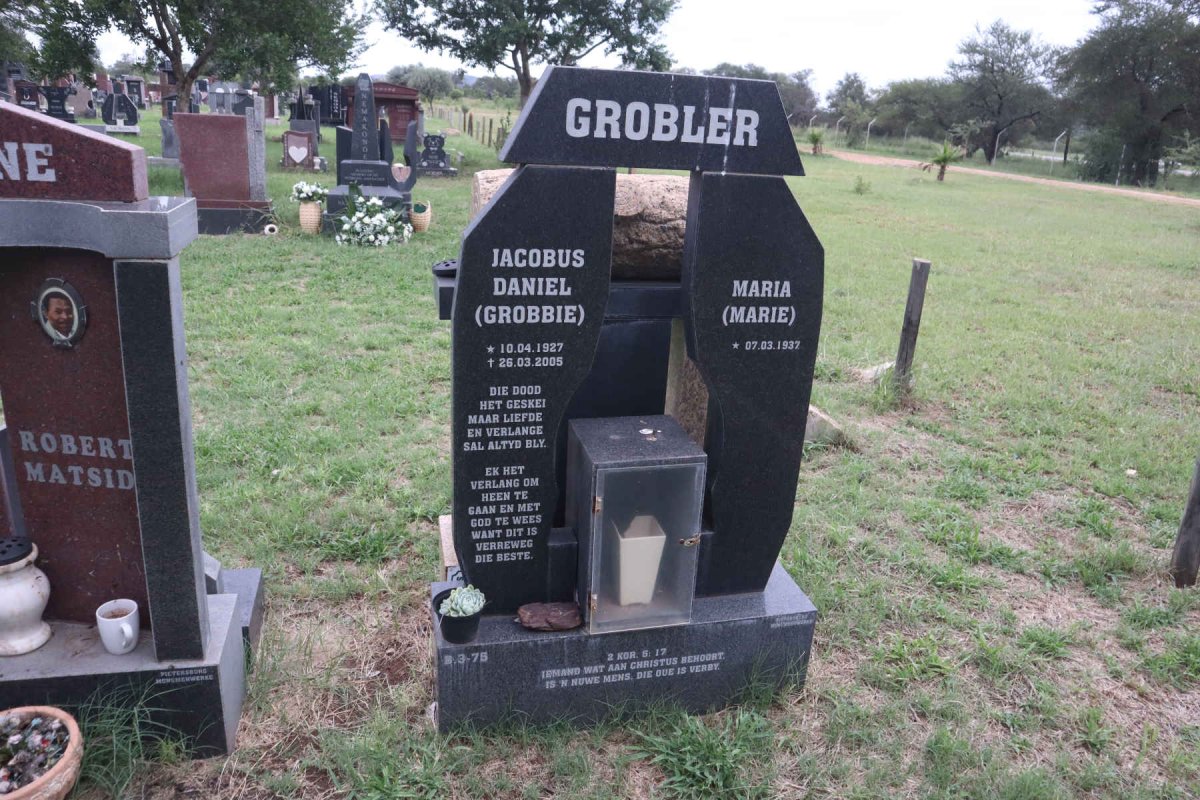 GROBLER Jacobus Daniel 1927-2005 & Maria 1937- 
