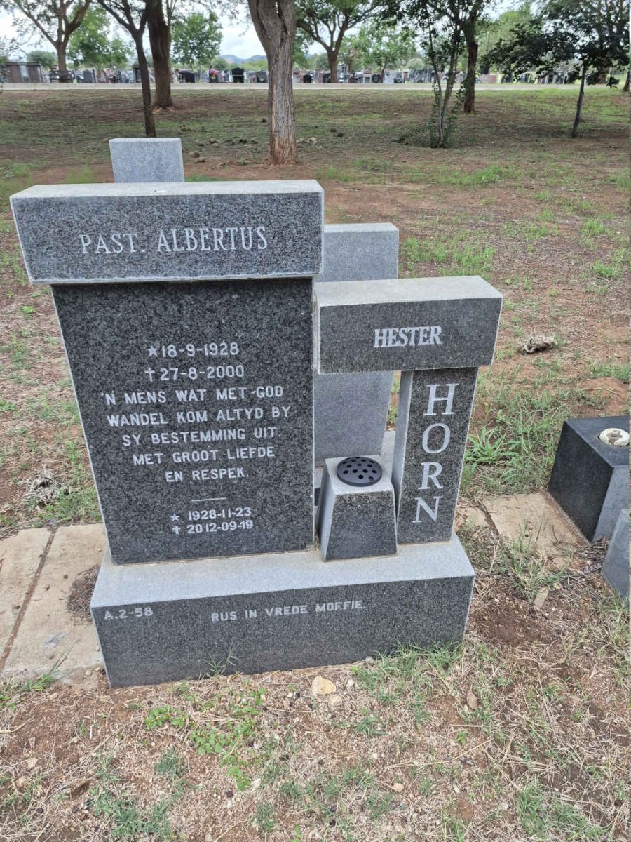 HORN Albertus 1928-2000 & Hester 1928-2012 