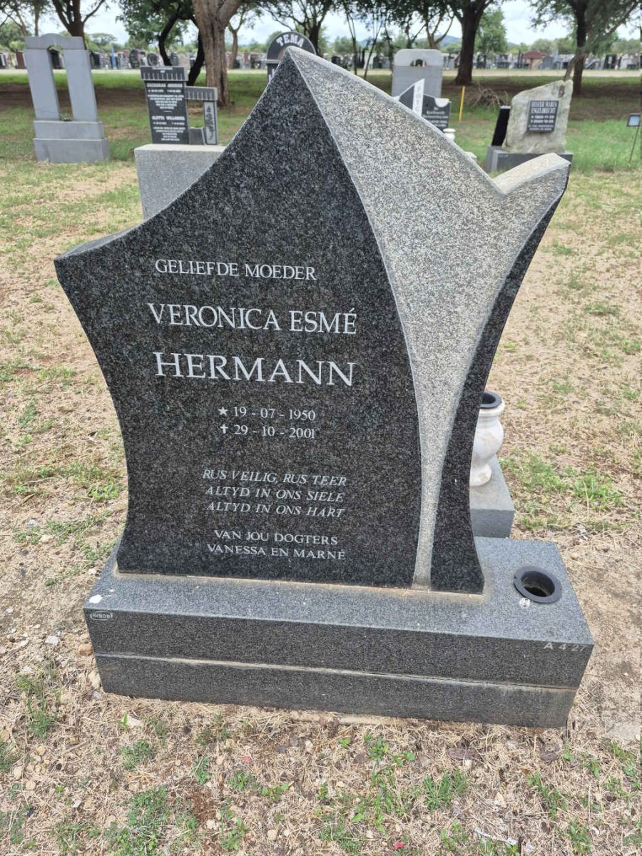 HERMANN Veronica Esme 1950-2001