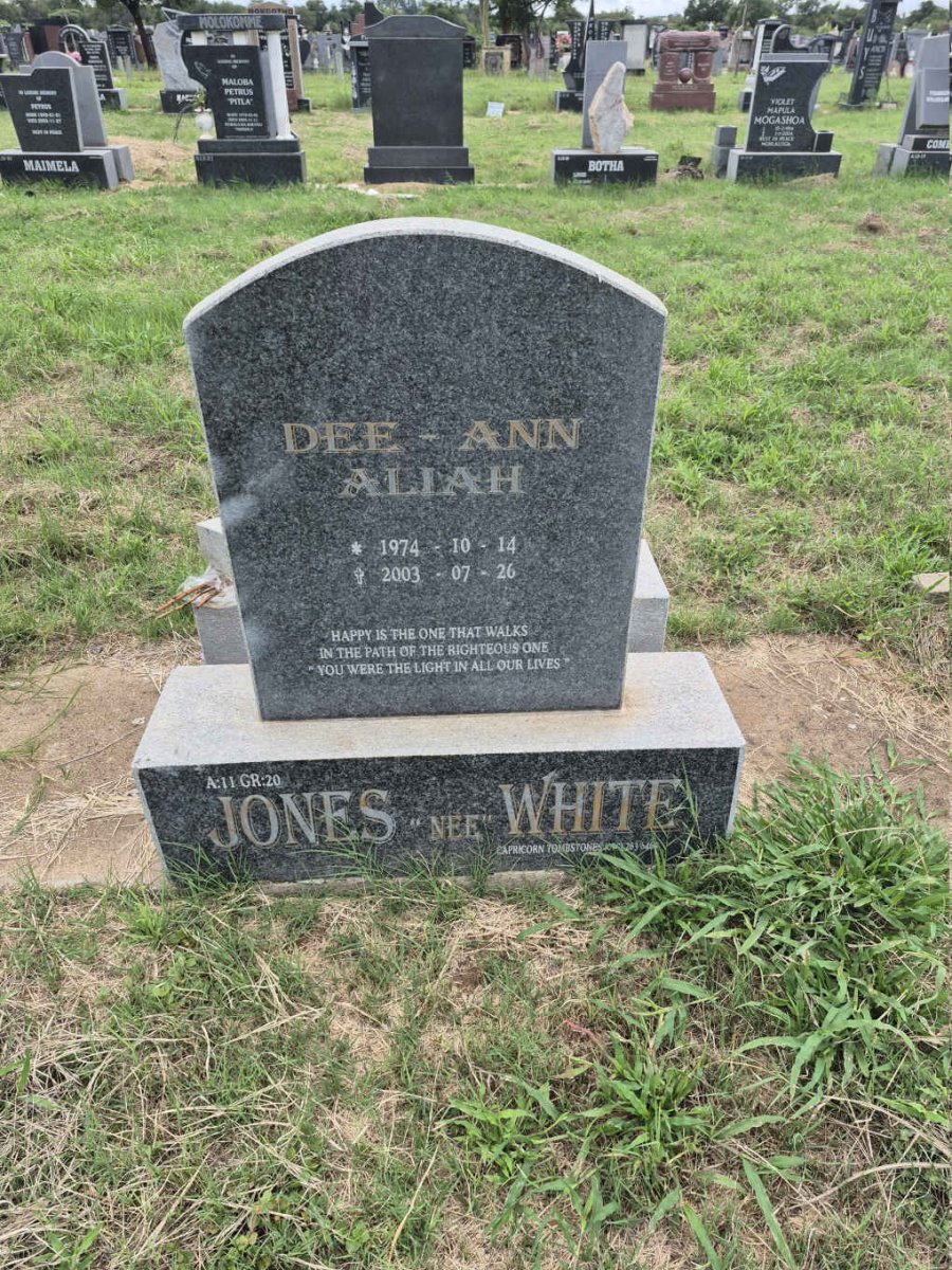 JONES Dee-Ann Aliah nee WHITE 1974-2003