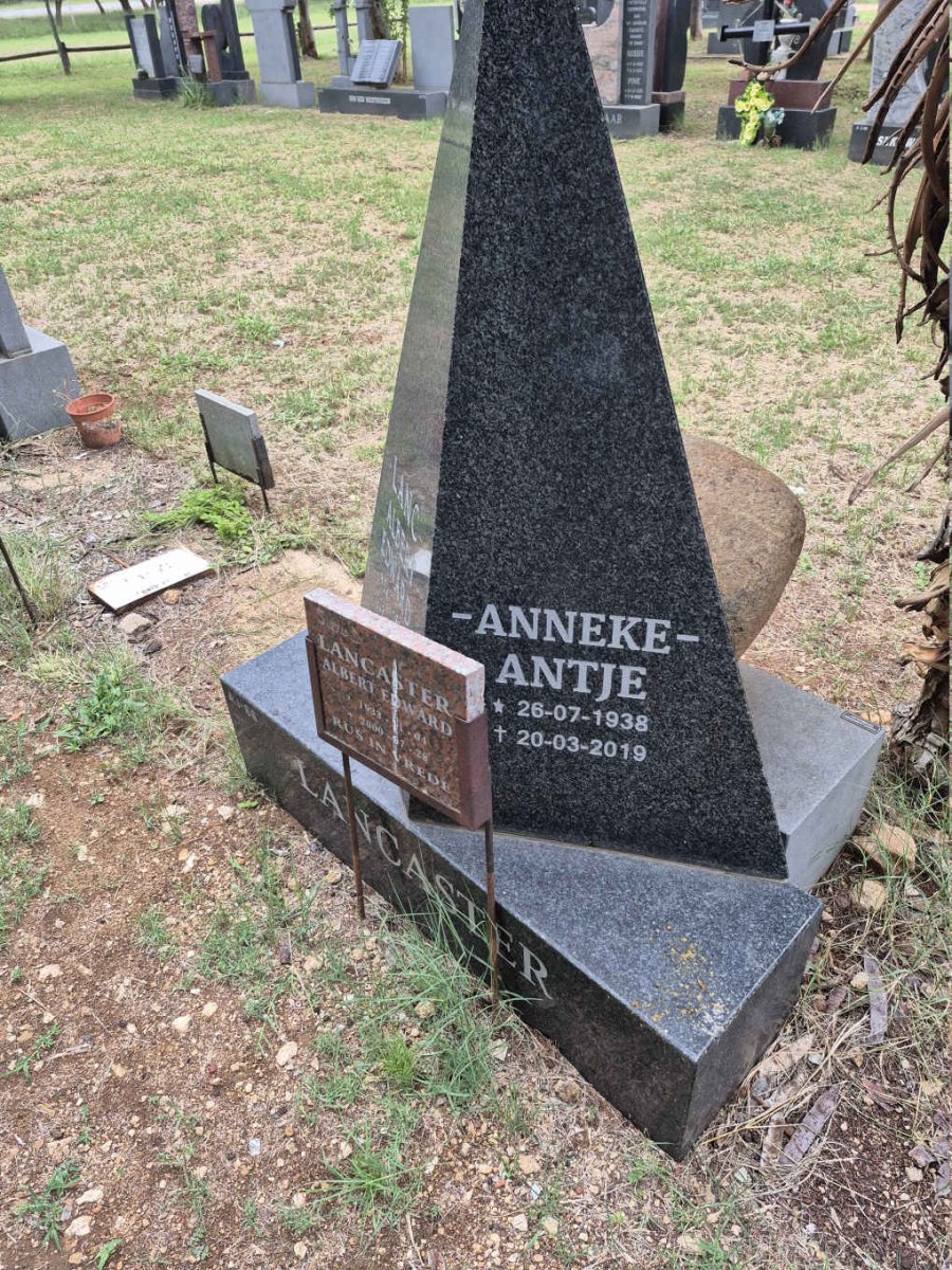 LANCASTER Albert Edward 1933-2000 & Antje 1938-2019 _2