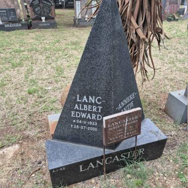 LANCASTER Albert Edward 1933-2000 & Antje 1938-2019 _1