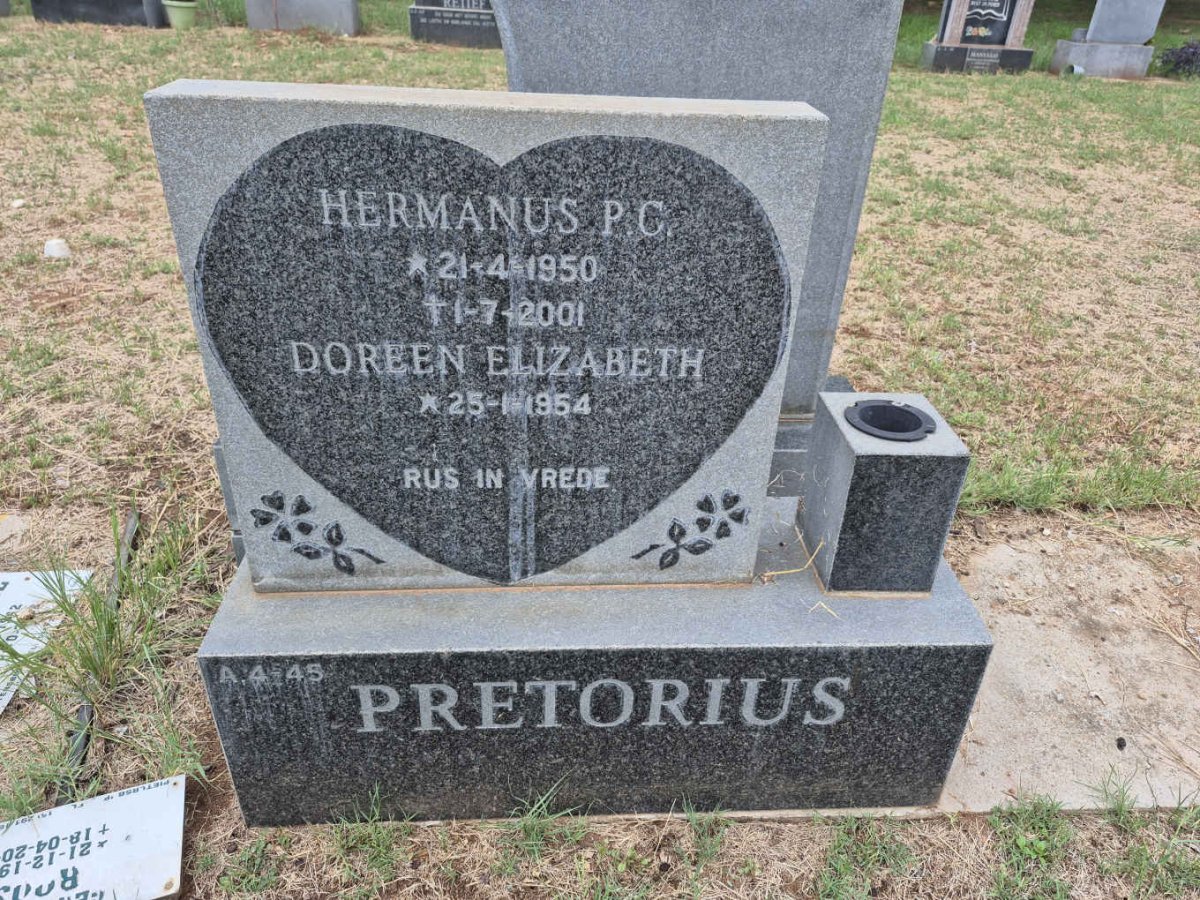 PRETORIUS Hermanus P.C. 1950-2001 & Doreen Elizabeth 1954-