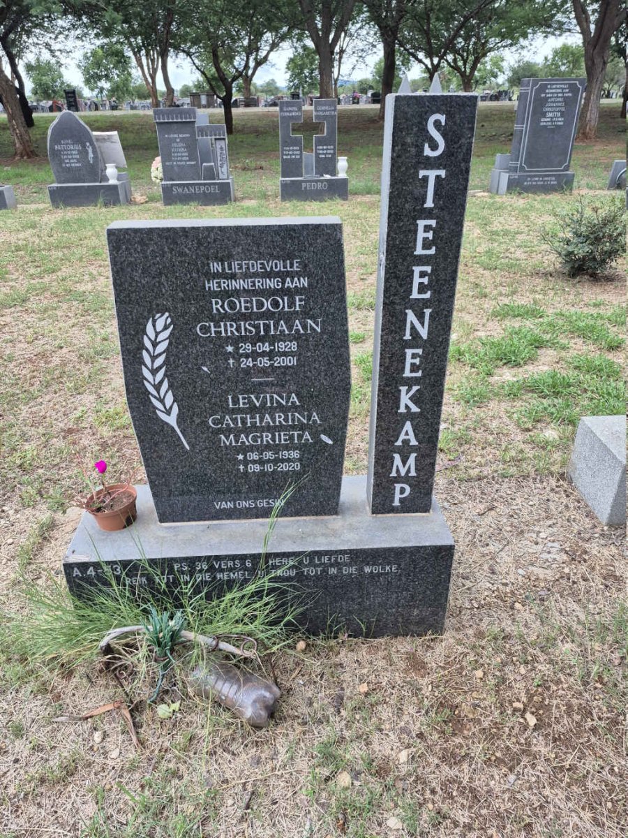 STEENEKAMP Roedolf Christiaan 1928-2001 & Levina Catharina Magrieta 1936-2020