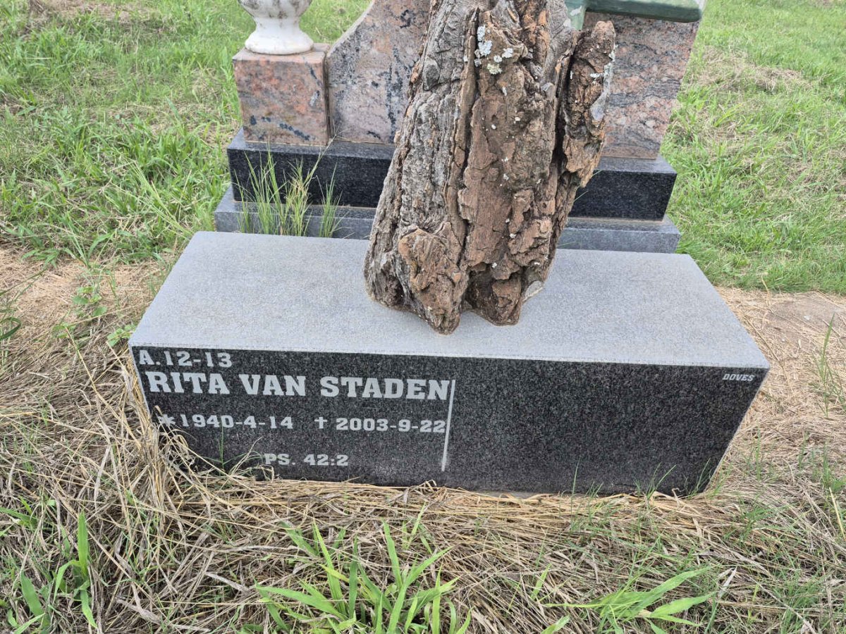 STADEN Rita, van 1940-2003
