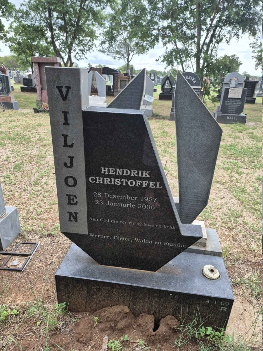 VILJOEN Hendrik Christoffel 1957-2000