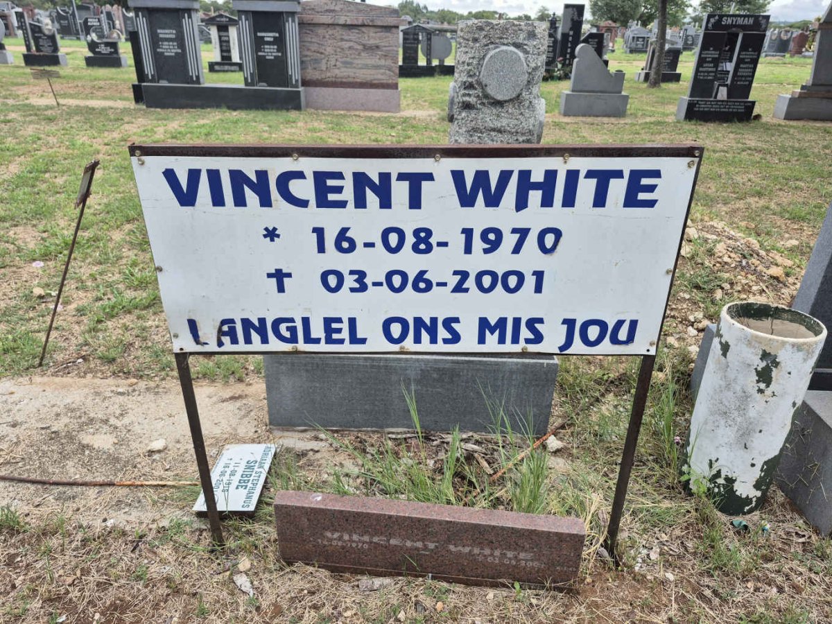 WHITE Vincent 1970-2001