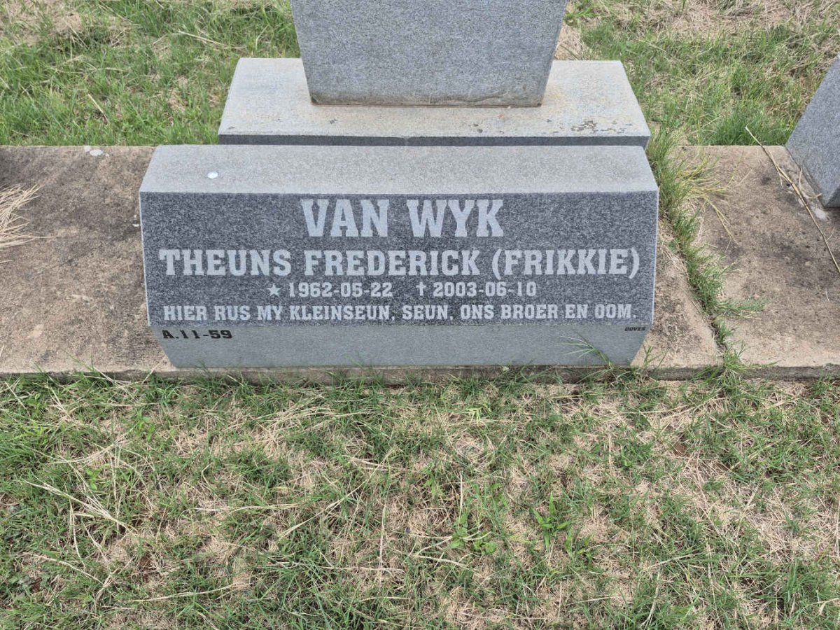 WYK Theuns Frederick, van 1962-2003 