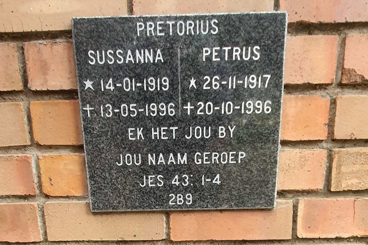 PRETORIUS Petrus 1917-1996 & Sussanna 1919-1996