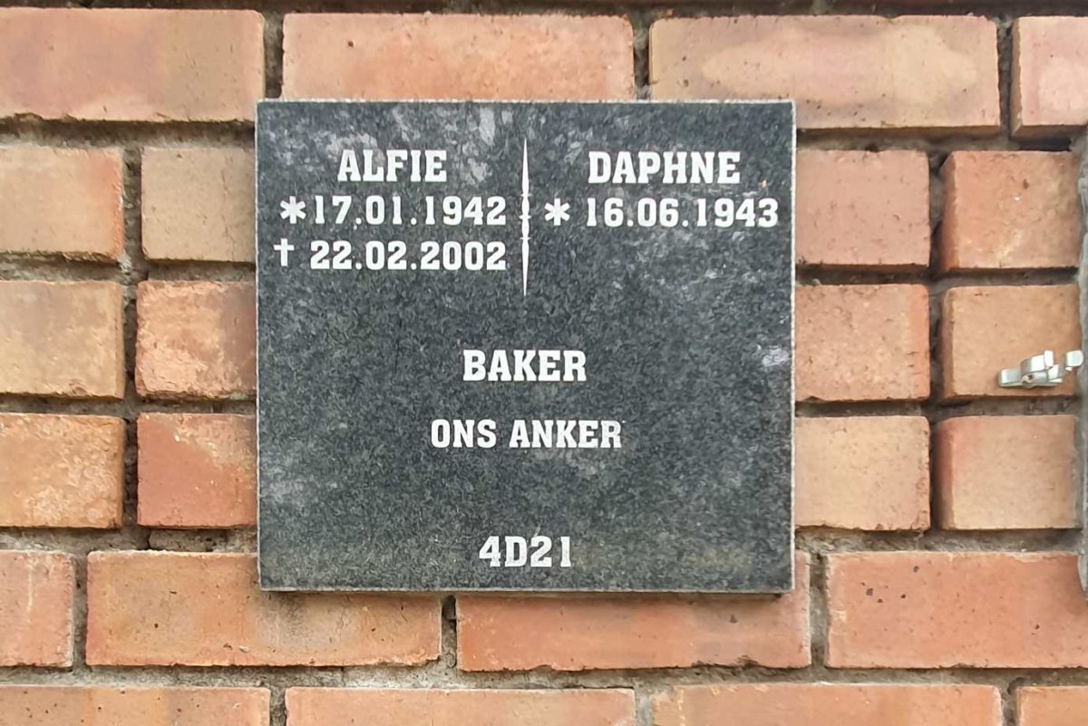 BAKER Alfie 1942-2002 & Daphne 1943-