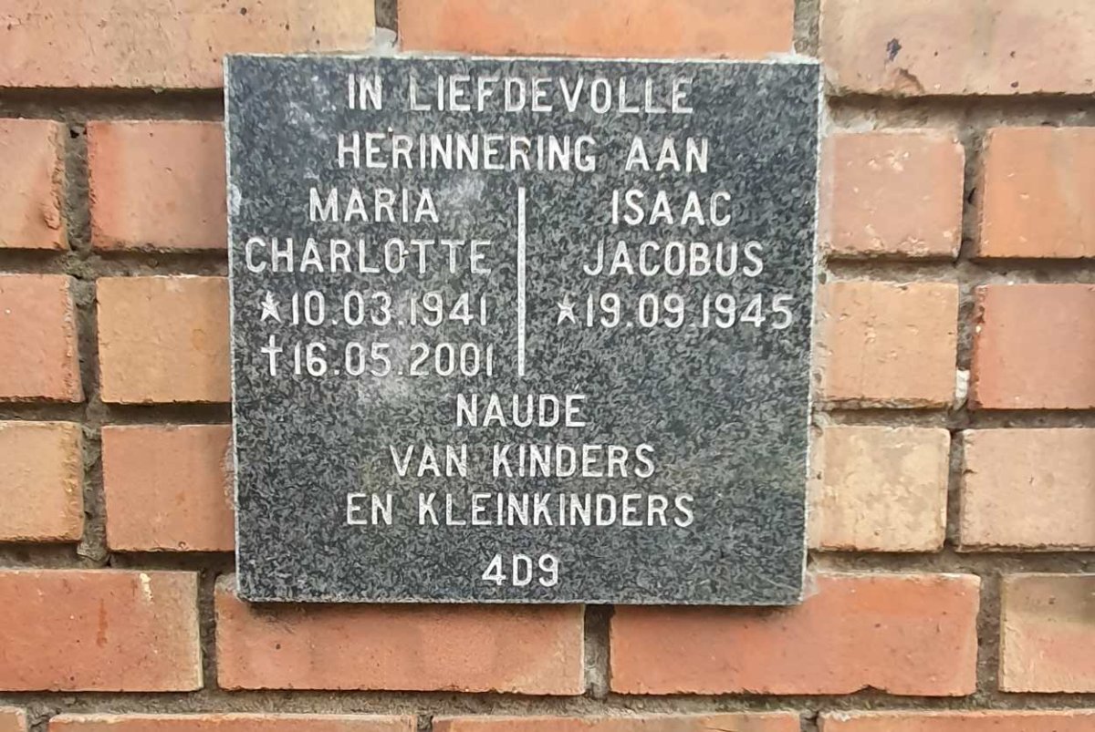 NAUDE Isaac Jacobus 1945- & Maria Charlotte 1941-2001