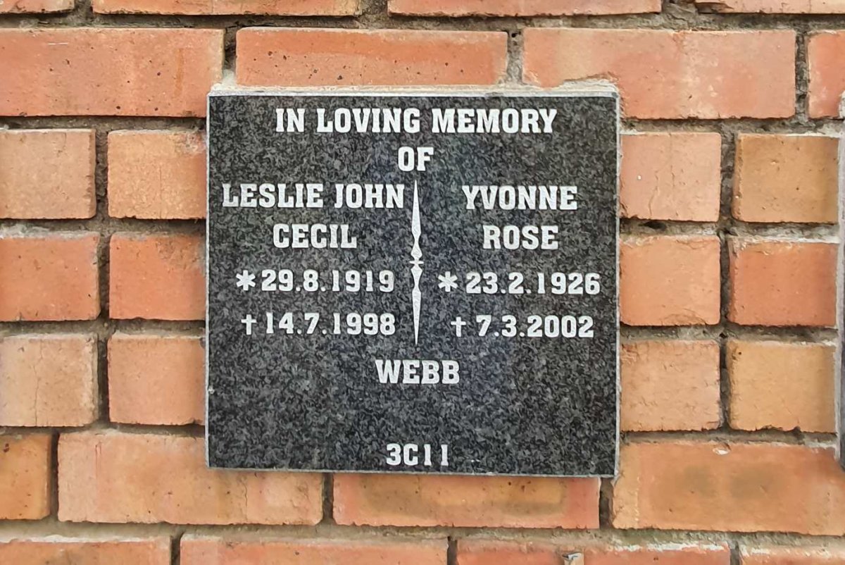 WEBB Leslie John Cecil 1919-1998 :: WEBB Yvonne Rose 1926-2002
