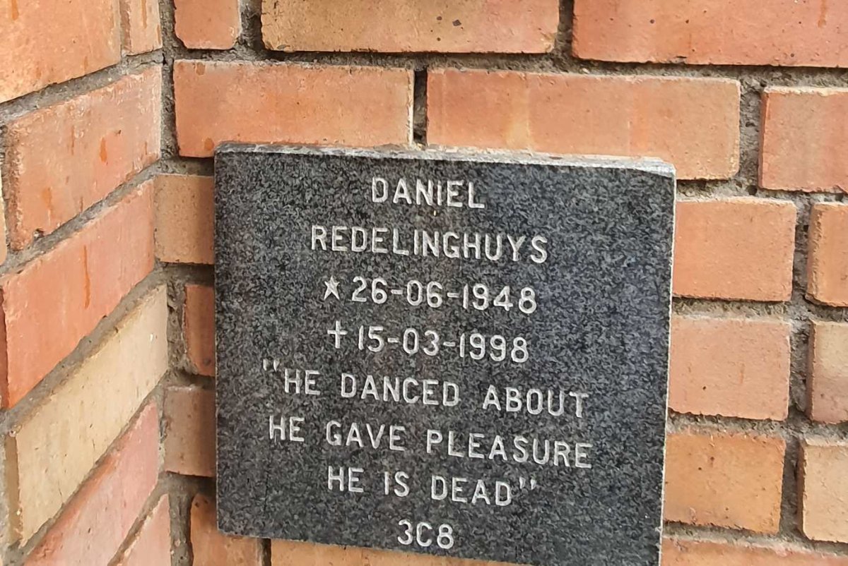 REDELINGHUYS Daniel 1948-1998