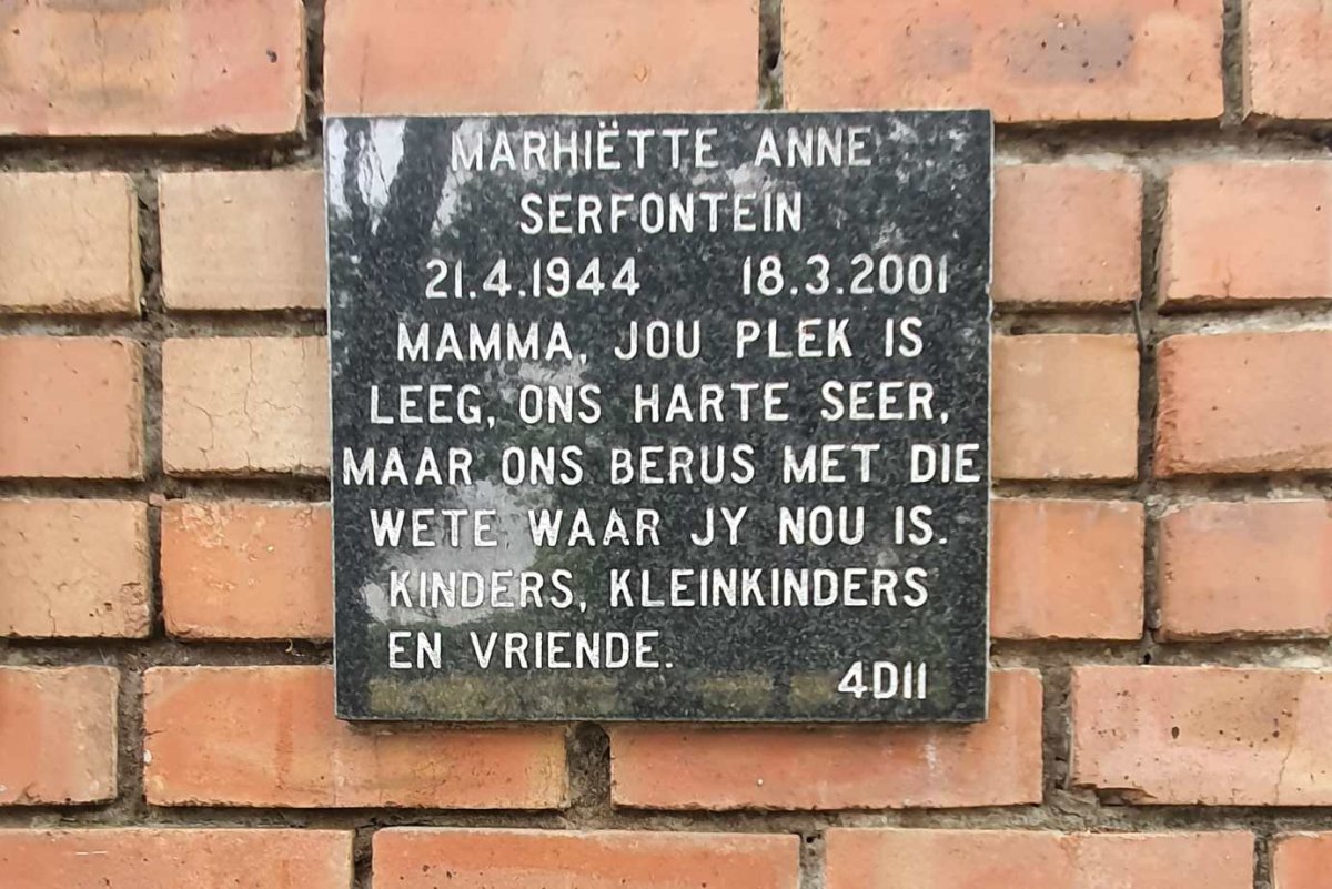 SERFONTEIN Marhiette Anne 1944-2001