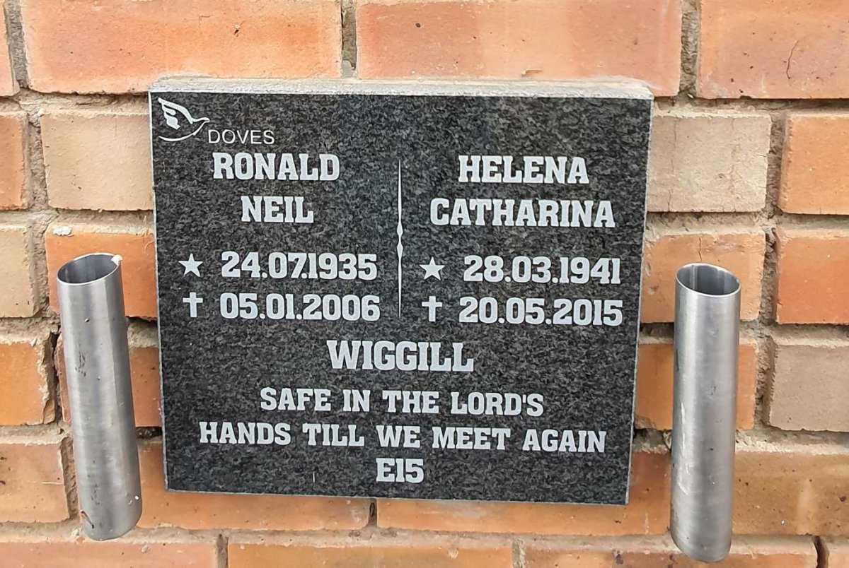 WIGGILL Ronald Neil 1935-2006 :: WIGGILL Helena Catharina 1941-2015