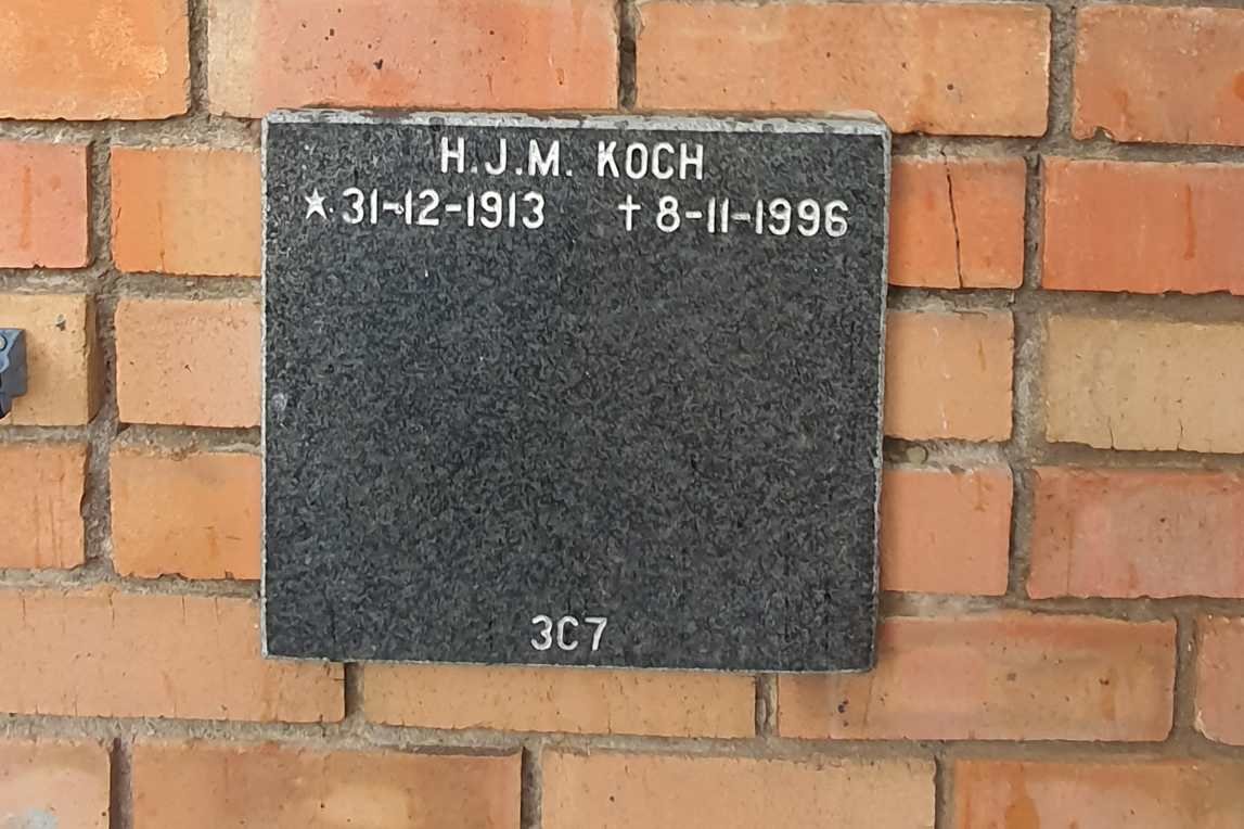 KOCH H.J.M. 1913-1996