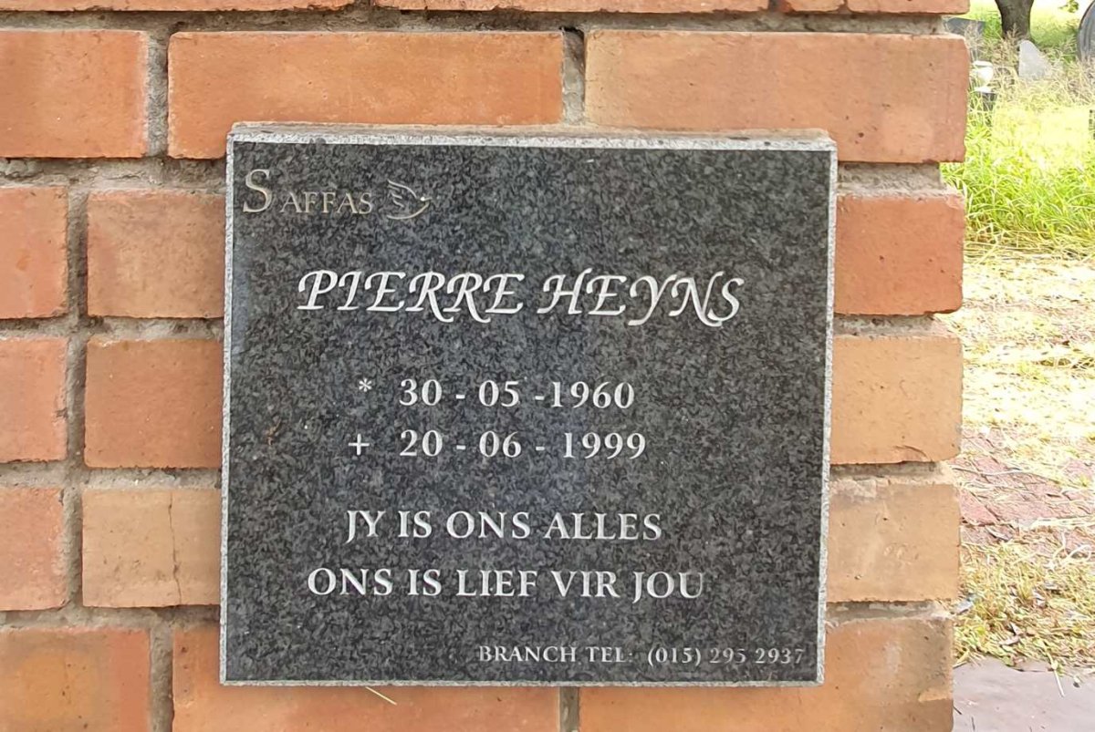 HEYNS Pierre 1960-1999