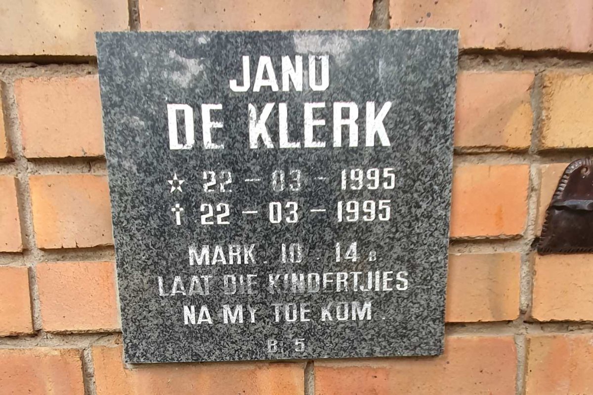 KLERK Janu, de 1995-1995