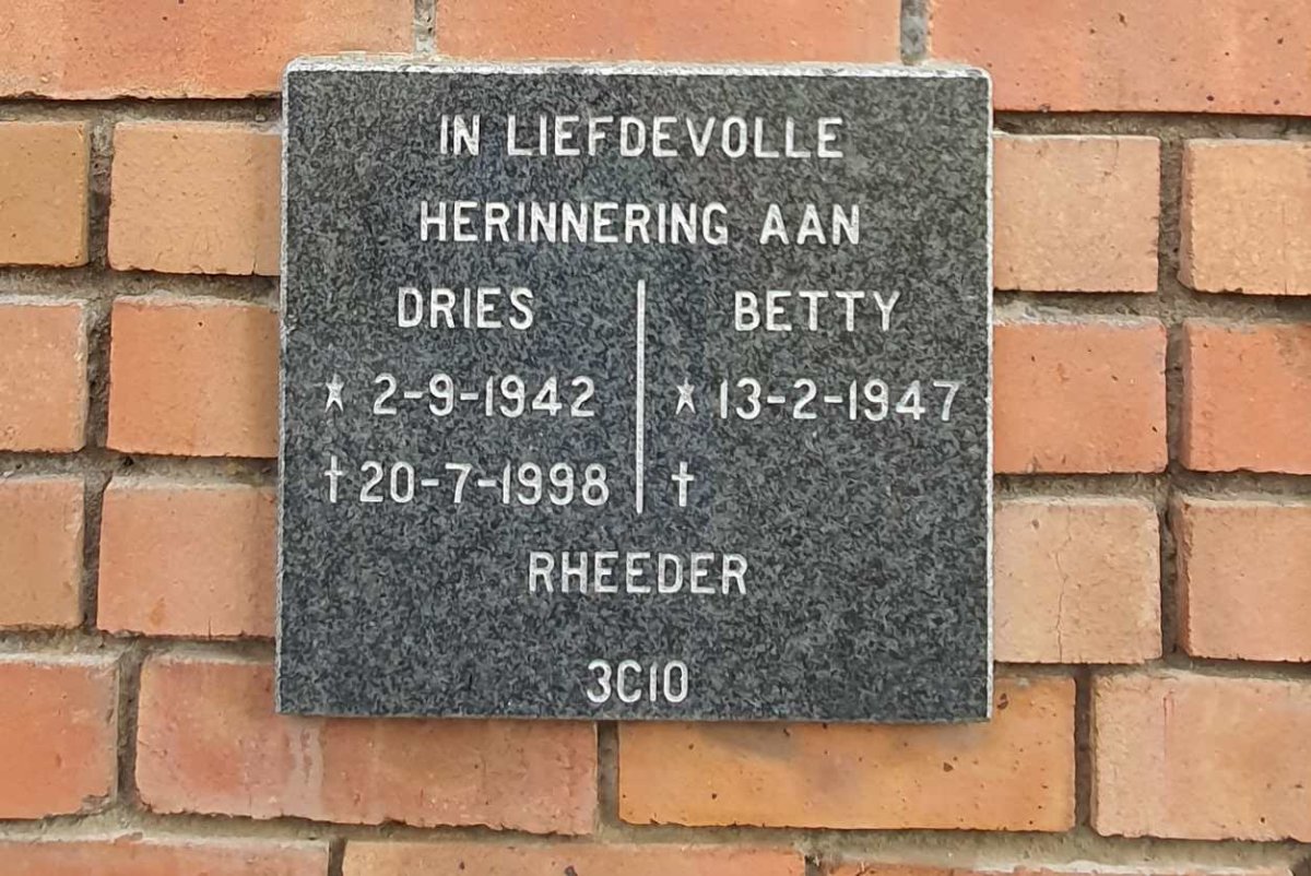 RHEEDER Dries 1942-1998 :: RHEEDER Betty 1947-