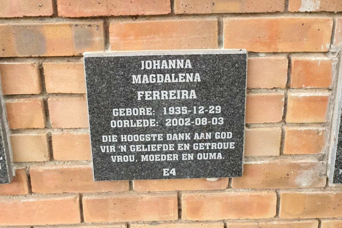 FERREIRA Johanna Magdalena 1935-2002