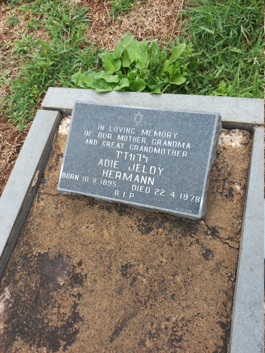 HERMANN Adie Jeldy 1895-1978