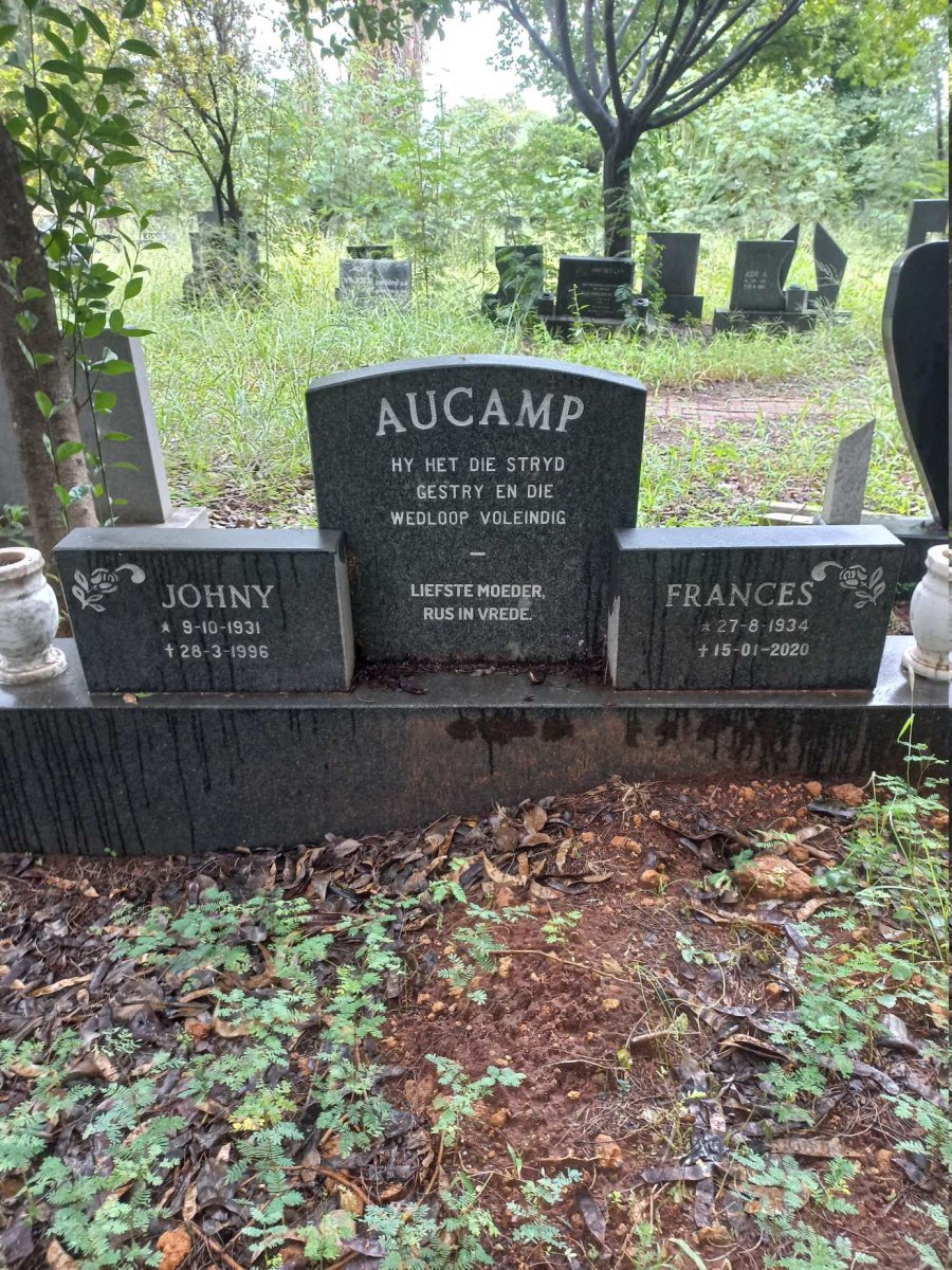 AUCAMP Johny 1931-1996 & Frances 1934-2020