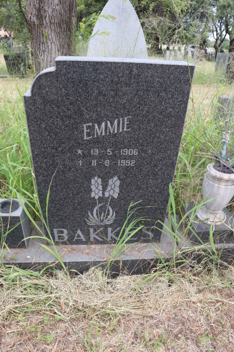 BAKKES Johan 1902-1977 & Emmie 1906-1992_2