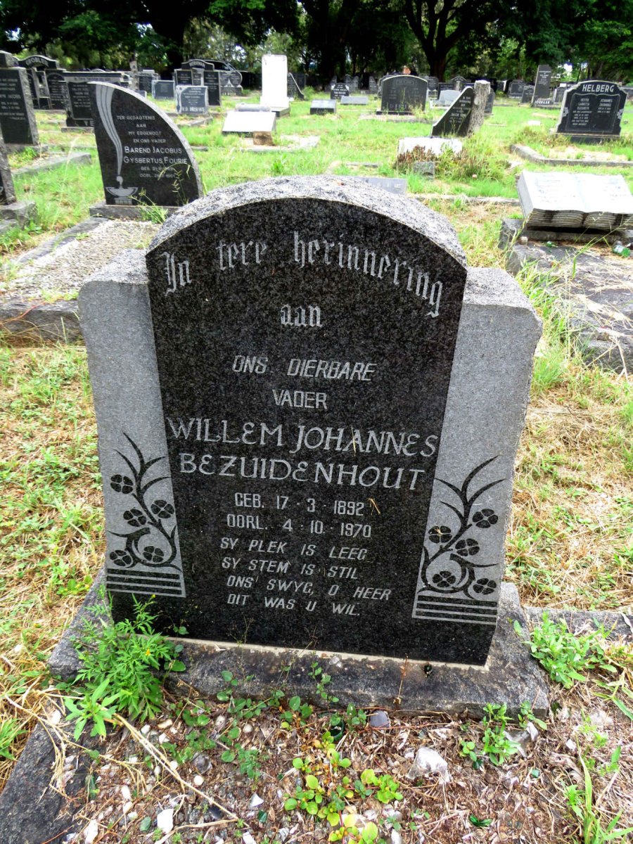 BEZUIDENHOUT Willem Johannes 1892-1970 & Martha Maria nee WHITE 1897-1961_1
