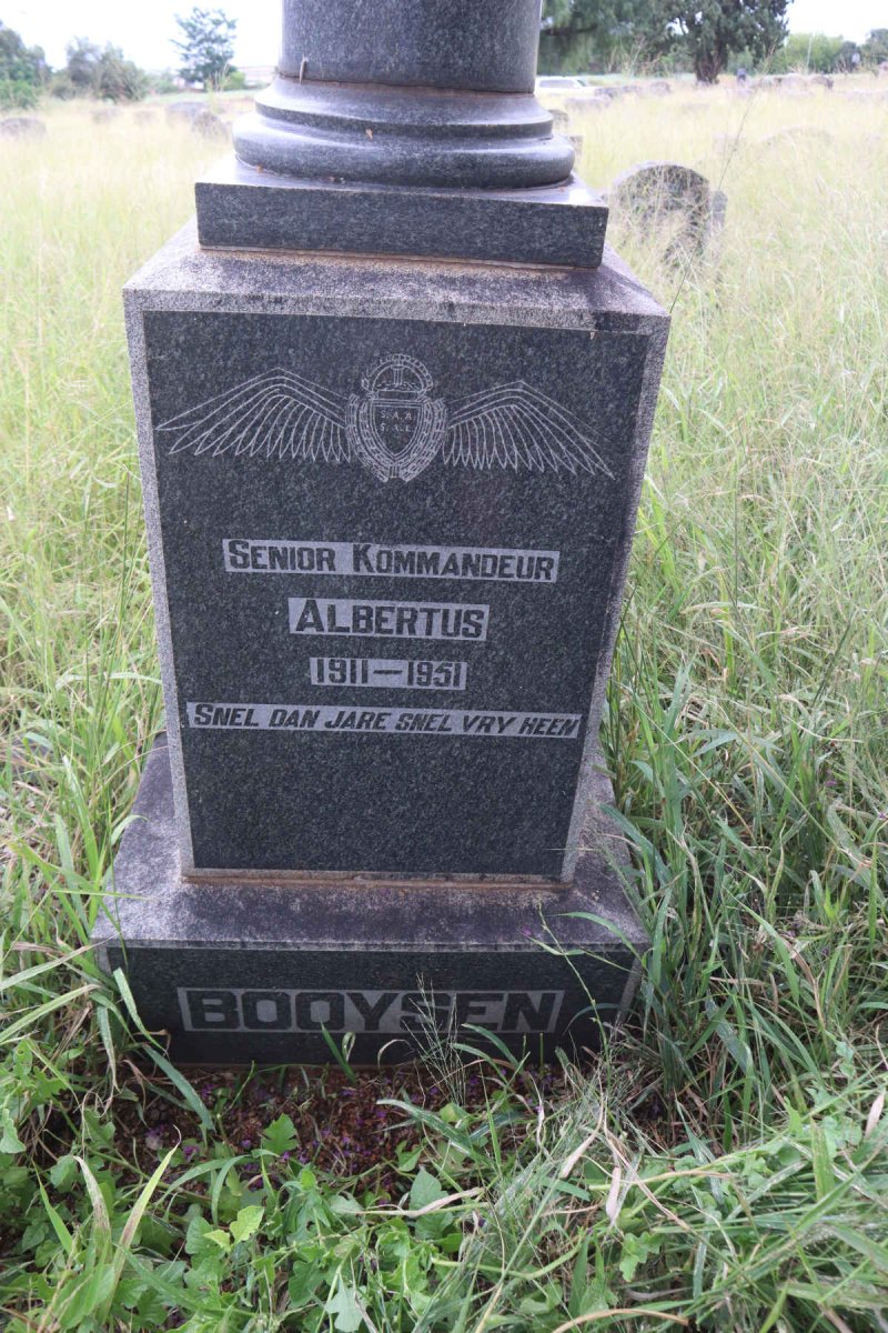 BOOYSEN Albertus 1911-1951 