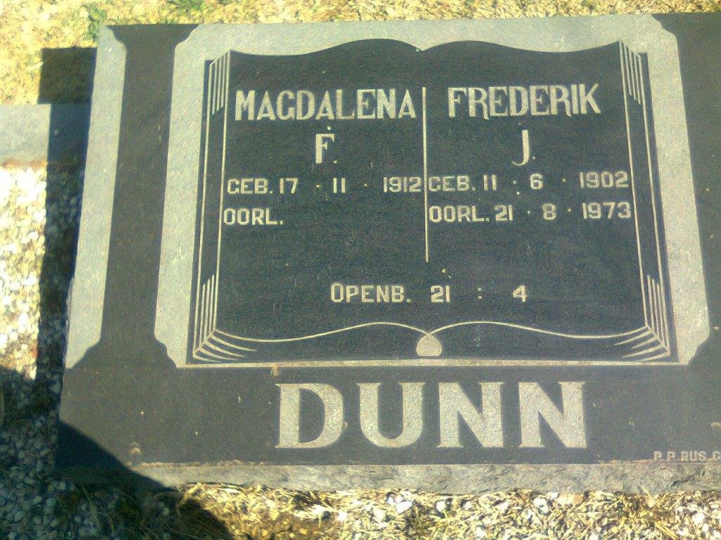 DUNN Frederik Johannes 1902-1973 &amp; Magdalena Francina VAN AARDT 1912-1998