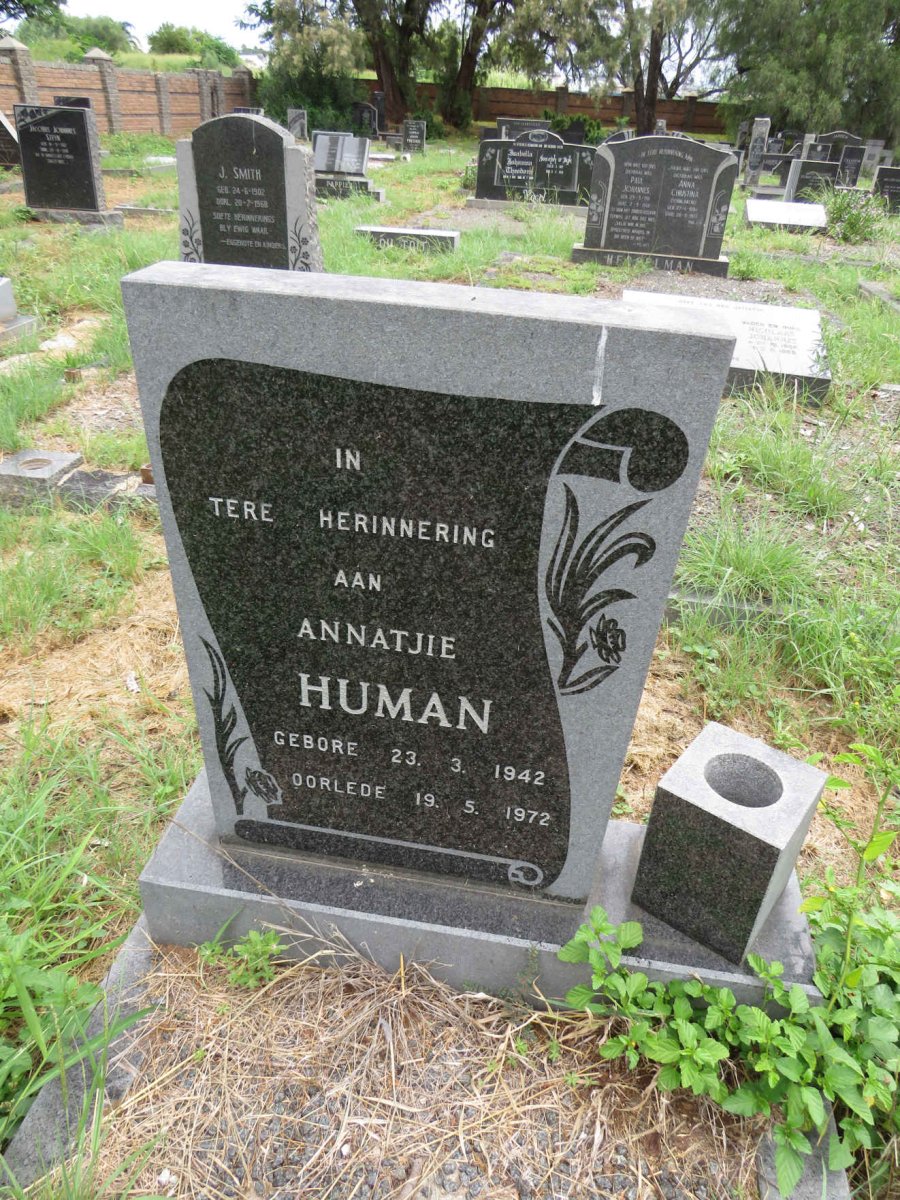 HUMAN Annatjie 1942-1972