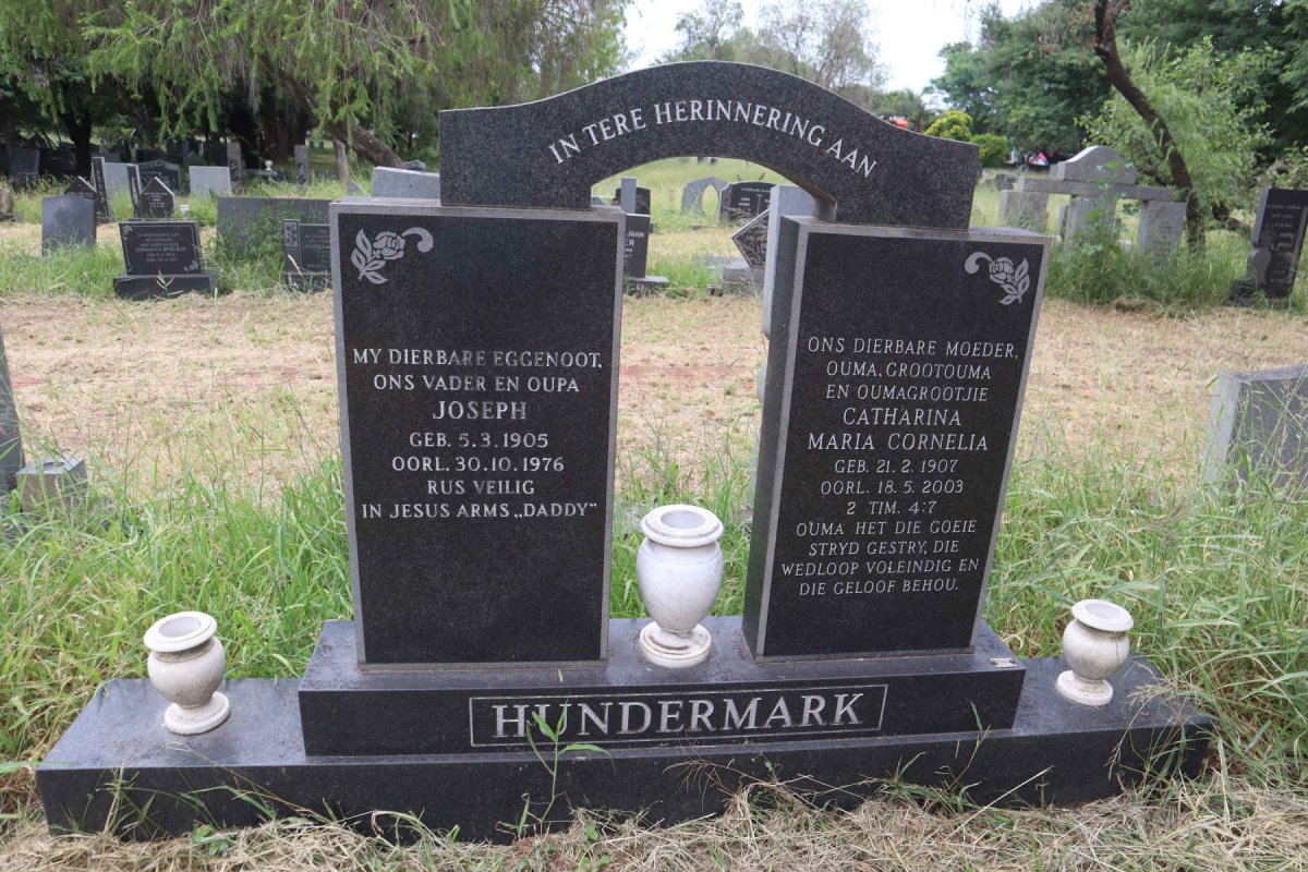 HUNDERMARK Joseph 1905-1976 & Catharina Maria Cornelia 1907-2003