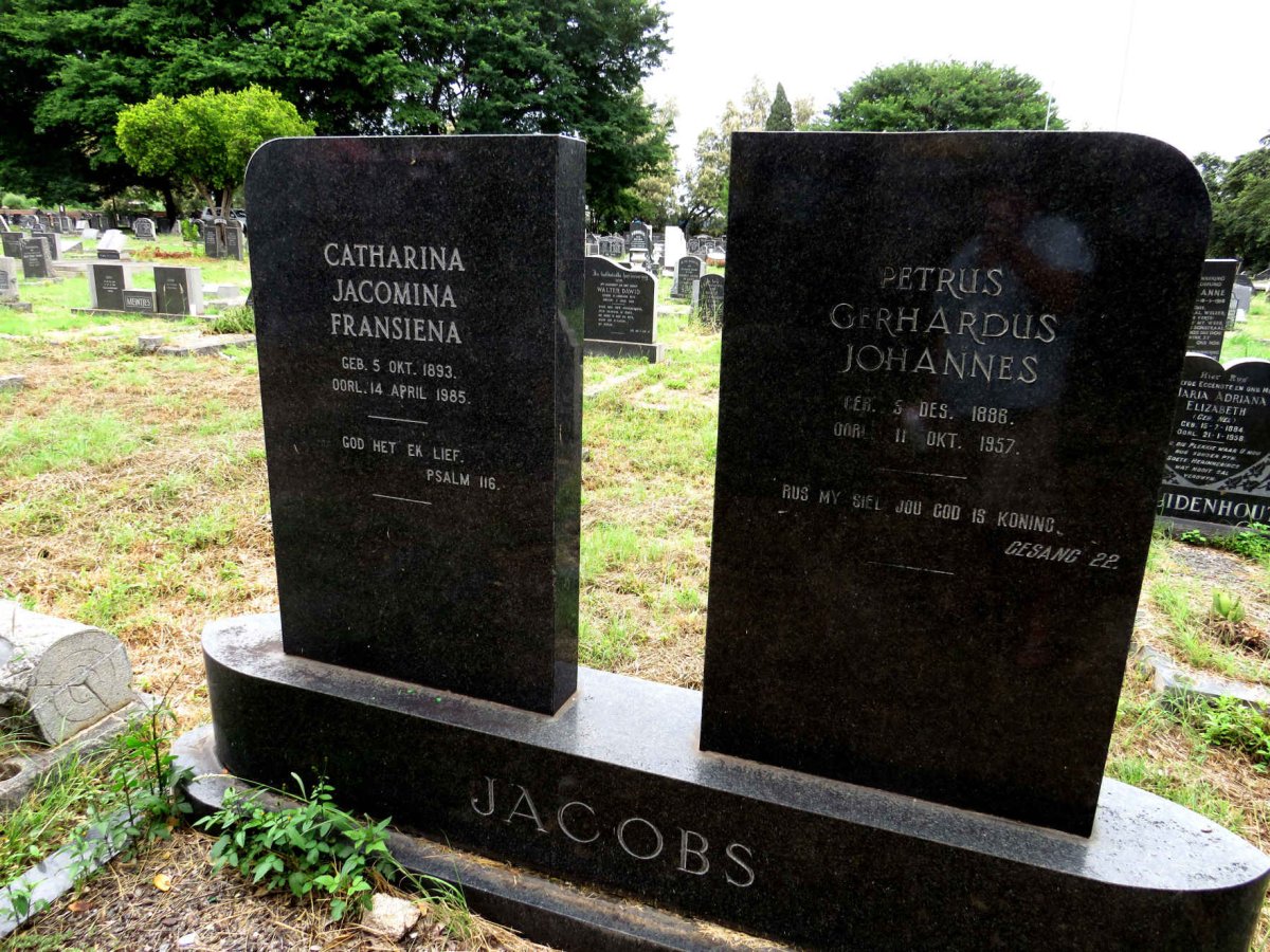 JACOBS Petrus Gerhardus Johannes 1886-1957 & Catharina Jacomina Fransiena 1893-1985