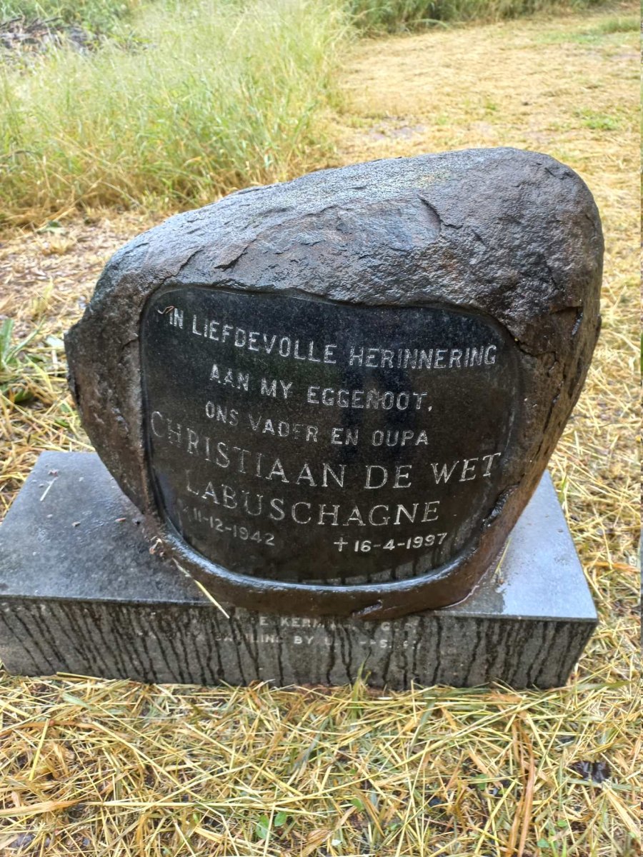 LABUSCHAGNE Christiaan De Wet 1942-1997
