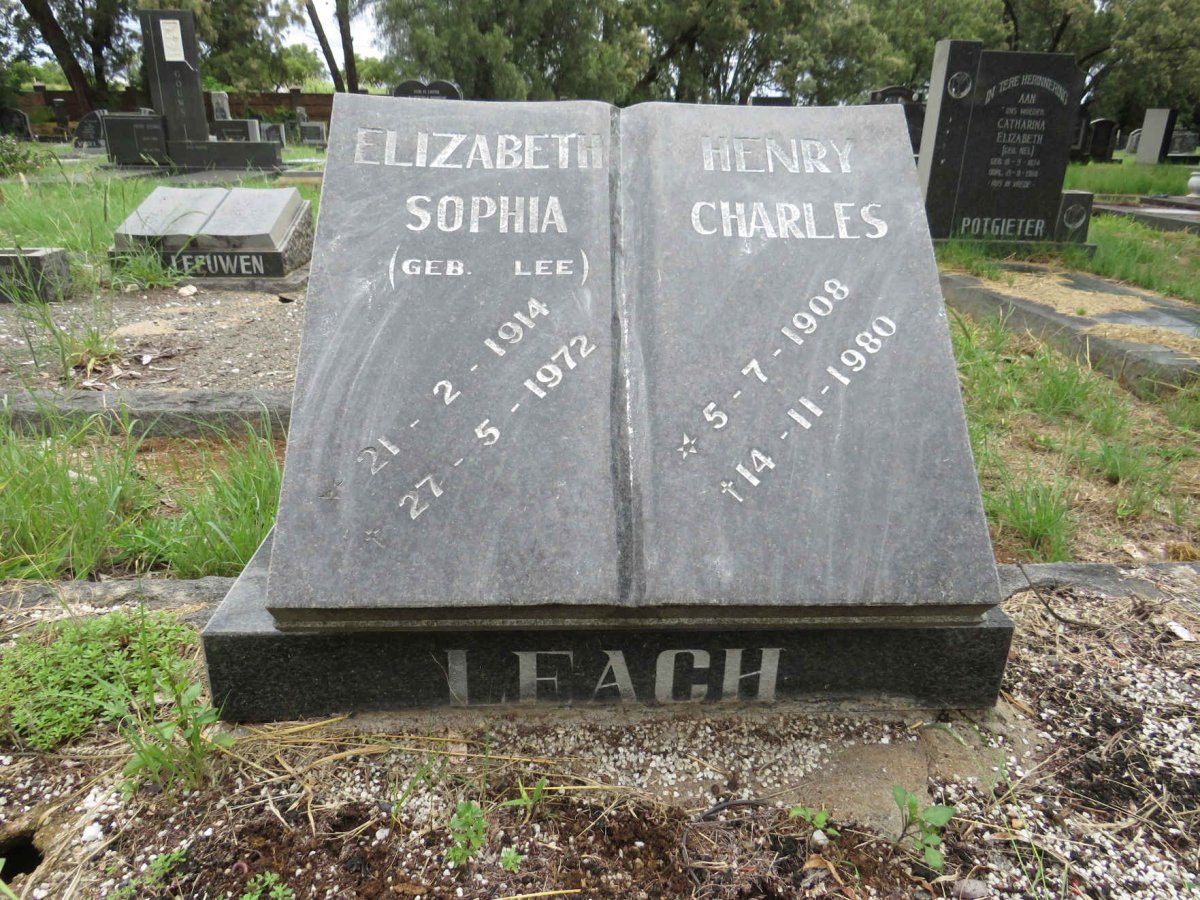 LEACH Henry Charles 1908-1980 & Elizabeth Sophia LEE 1914-1972