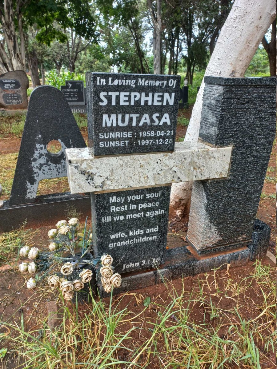 MUTASA Stephen 1958-1997