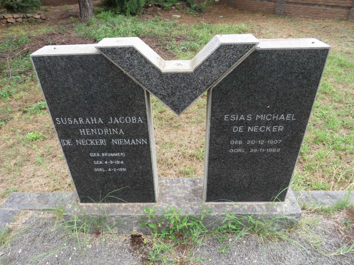NECKER Esias Michael, de 1907-1969 & Susaraha Jacoba Hendrina formerly NIEMANN nee BRUMMER 1914-1991
